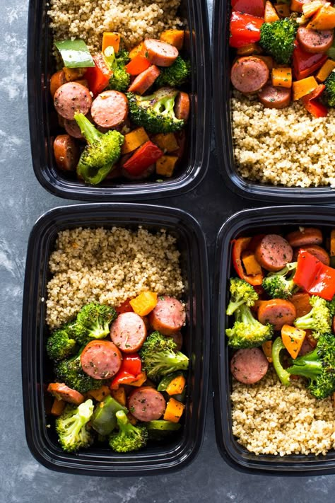 Roasted Sausage, Veggies and Quinoa Meal-Prep Roasted Sausage, Quick Meal Prep, Idee Pasto Sano, Lunch Meal Prep, Meal Prep Recipes, Quinoa Recipes, Prep Recipes, Meal Prep Ideas, Meal Prepping