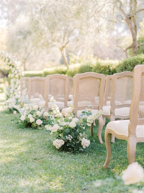 Read More: https://www.stylemepretty.com/vault/image/7081387 Ceremony Flowers Aisle, Wedding Ceremony Chairs, Intimate Garden Wedding, Wedding Aisle Outdoor, Intimate Garden, Wedding Isles, Ceremony Chairs, Aisle Flowers, Lily Wedding