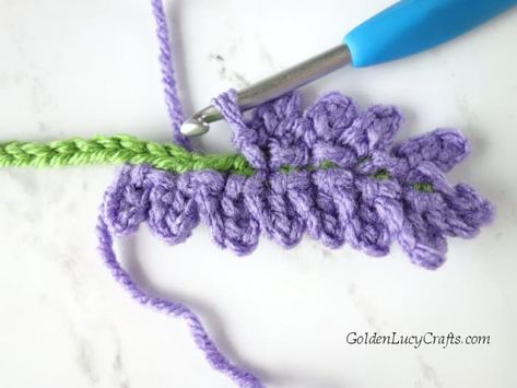 How to crochet Lavender flower applique Crochet Lavender Applique, Lavender Crochet Blanket, Crochet Lavender, Lavender Crochet, Small Crochet Gifts, Crochet Flowers Free Pattern, Yarn Flowers, Pola Amigurumi, Crochet Abbreviations