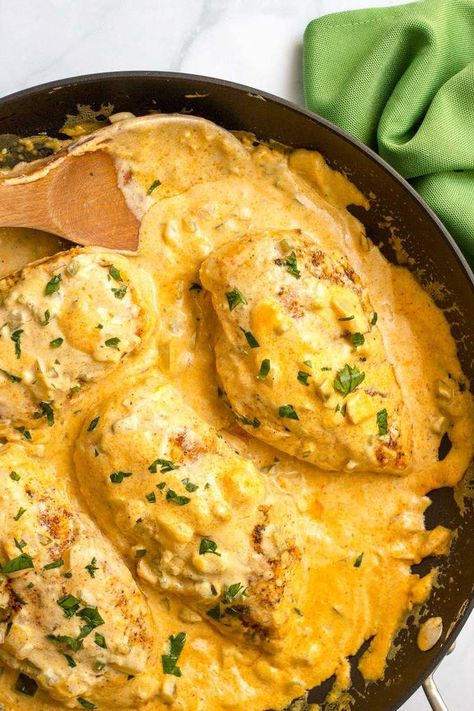 Creamy Chipotle Chicken Recipe, Cheese Sauce For Chicken, Make Cheese Sauce, Chipotle Recipes Chicken, How To Make Cheese Sauce, Seared Chicken Breast, Jalapeno Cheese, Jalapeno Recipes, Food On The Table