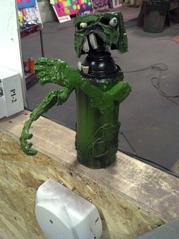 Zombie Spray Paint Can Bobble Head- Freelance Studios Spray Can Sculpture, Horror Artists, Can Sculpture, Spray Paint Can, Spray Paint Cans, Paint Can, Spray Can, Clay Ceramics, Big City