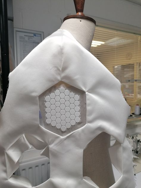 3D prints on fabric by @GloriousMillennium Final design collection 3d Printed Fabric, Sci Fi Clothing, 3d Printing Fashion, Diy Wardrobe, Printing Fabric, Print Ideas, Fabric Printing, Futurism, Fabric Texture