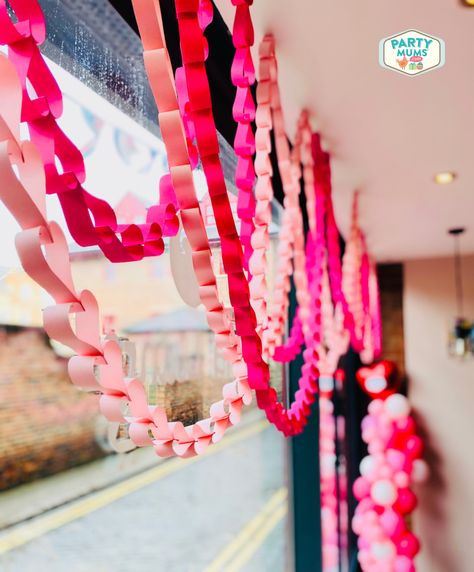 Heart Streamers, Valentine's Day Office Decorations, Paper Chain Window Display, Valentines Paper Chain, Valentines Ceiling Decorations, Office Decor Valentines Day, Valentines Day Decorations Diy Kids, Valentine’s Day Hallway Decor, Classroom Valentine Ideas Decor