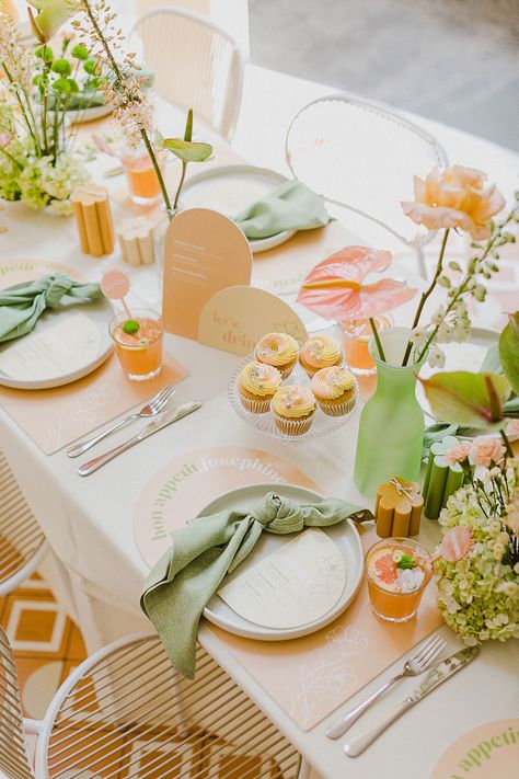 Wedding Ideas 2024, Bridal Shower Inspo, Spring Bridal Shower, Bridal Shower Brunch, Bridal Brunch, Pastel Wedding, Bridal Shower Theme, Floral Bridal, Deco Table