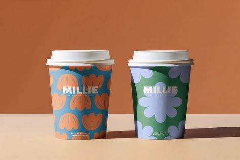 Cafe Cup Design Ideas, Coffee Cup Design Ideas Creative, Smoothie Cup Design, Paper Coffee Cup Design Ideas, Paper Cup Design Ideas, Coffee Paper Cup Design, Paper Cups Design, Cup Packaging Design, Coffee Sleeve Design