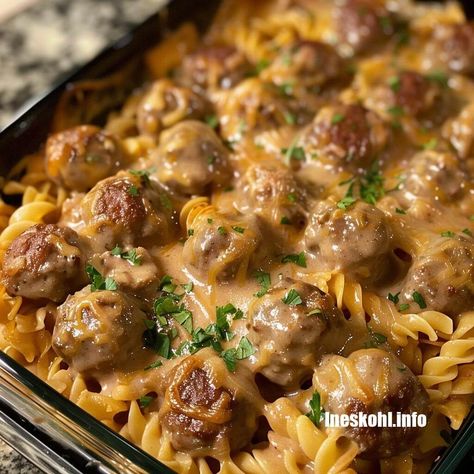 Baked Swedish Meatballs With Noodles, Swedish Meatballs And Noodles Easy, Swedish Meatballs Over Egg Noodles, What To Eat With Egg Noodles, Meatball Egg Noodle Recipes, Meatball Noodle Recipe, Egg Noodles And Meatballs, Cheap Egg Noodle Recipes, Crockpot Swedish Meatballs And Noodles