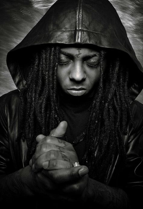 Lil Weezy, Southern Hip Hop, Thug Life Wallpaper, Rapper Lil Wayne, Old Man Pictures, Bob Marley Pictures, Michael Carter, Cute Funny Pics, 90s Hip Hop Fashion