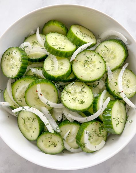 Easy Cucumber Onion Salad Recipe - The Urben Life Cucumber Salad With Dill, Egg Free Meatballs, Light Salads, Garden Cucumbers, Cucumber Onion Salad, Salad With Dill, Dill Salad, Easy Cucumber Salad, Types Of Vinegar