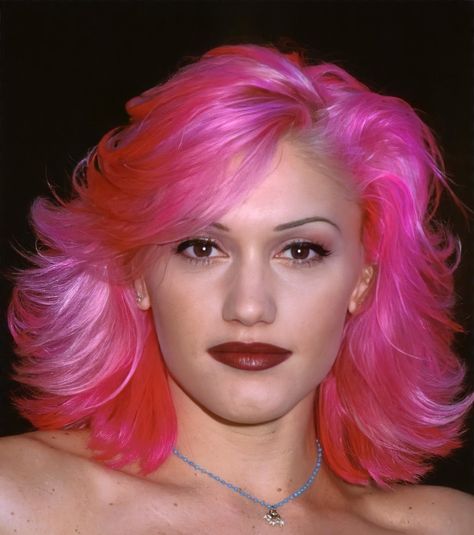 Gwen Stefani 2000s, Gwen Stefani Makeup, Makeup 2000s, Gwen Renée Stefani, Aesthetic 2000s, Types Of Girls, Big Things, Gwen Stefani, Dream Hair