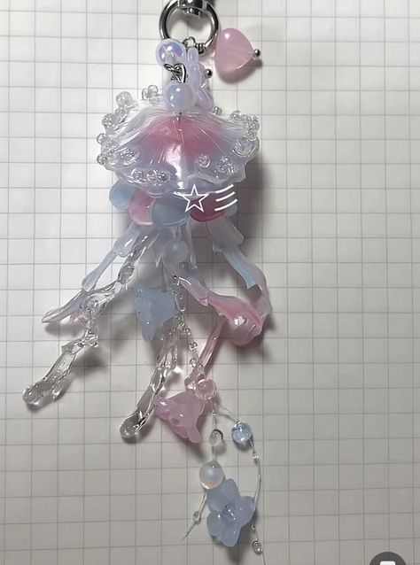 Bead Store Shops, Kawaii Jellyfish, Custom Phone Cases Ideas, Jellyfish Necklace, Charms Keychain, Ethereal Jewelry, Pinterest Diy Crafts, Bead Charms Diy, Keychain Cute