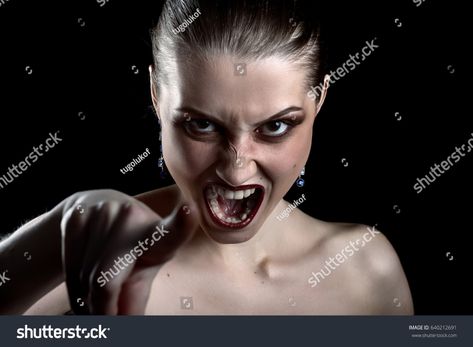 Angry Screaming Reference, Fore Shortening, Biting Reference, References Face, Angry Pose, Angry Faces, Woman Screaming, Expression Drawing, Angry Woman