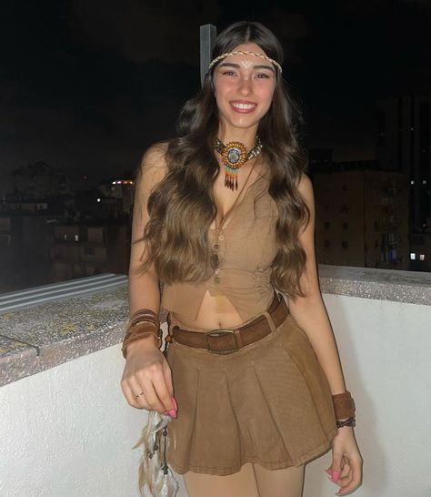 Pocohantas Costume Women, Pocahontas Outfit Ideas, Princess Halloween Costume For Women, Pocahontas Halloween Costume, Pocahontas Halloween, Pocahontas Cosplay, Pocahontas Outfit, Most Creative Halloween Costumes, Pocahontas And John Smith