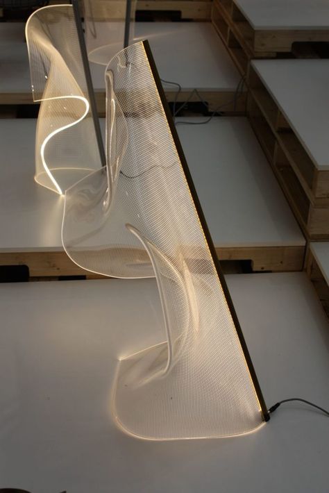 Acrylic Sheets Transform Light Into An Architectural Sculpture Light Sculpture Art, Blitz Design, Luminaire Original, Lamp Makeover, Architectural Sculpture, Textil Design, Architectural Interior, Light Sculpture, Acrylic Panels