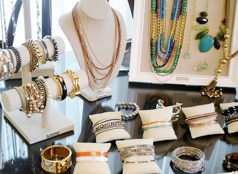 Check out these 15 glamorous ways Stella & Dot makes each outfit. Make Your Outfit, Window Shopping, Your Outfit, Stella And Dot, Jewelry Party, Trunk, Jewelry Accessories, Fashion Jewelry, Sparkle