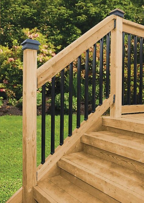 Veranda Deck Stair Railing Kits - Rectangular Balusters Wood Railings For Stairs Outdoor, Wood Deck Railing Ideas, Front Deck Ideas Entrance Porch Designs, Small Deck Designs, Porch Step Railing, Horizontal Deck Railing, Veranda Railing, Deck Rails, Deck Stair Railing