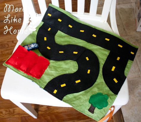 Car Mats Diy, Play Mat Diy, Car Play Mats, Flag Quilt, Christmas Child, Operation Christmas, Travel Car, Handmade Baby Gifts, Operation Christmas Child