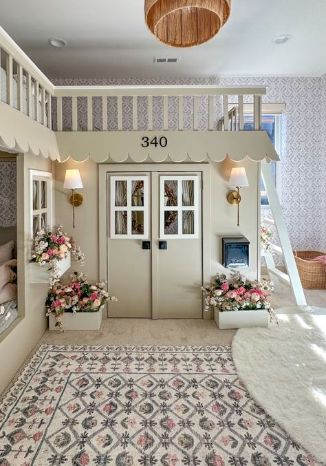 A little girls heaven with built in bunks and playhouse Also used Beddys on the beds, the Chloe, use SAVANNAHKAY for a discount! Playhouse Bedroom, Diy Loft Bed, Indoor Playhouse, Bunk Beds Built In, New Palace, Built In Bunks, Kids Playhouse, Twinkle Star, Beautiful Memories