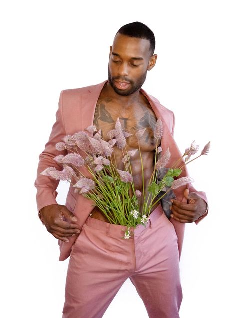 Giving Flowers Pose Reference, Holding A Flower Reference, Man Holding Flowers Pose Reference, Guy Holding Flowers, Man With Flowers, Flower Man, Men With Flowers, Guys With Flowers Aesthetic, Man Holding Flowers Aesthetic