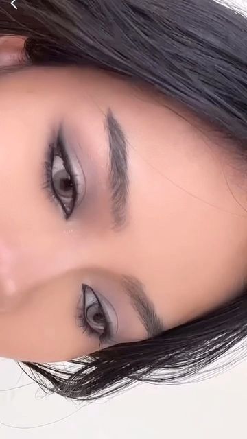 Makeup For Dark Grey Eyes, Grey Eye Shadow Look, Eye Makeup Stones, Gray Makeup Looks Eye Shadows, Jessica Vu Makeup, Lunar Makeup, Gray Eyeshadow Looks, Gray Makeup Looks, Grey Makeup Looks