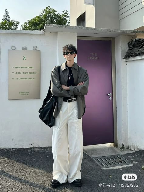 China Outfits Style, Derby Outfits Men, Korea Summer Fashion, Chinese Fashion Men, Japan Style Outfits, Outfit Nam, Korean Fashion Summer Street Styles, Street Style Boy, China Street Fashion