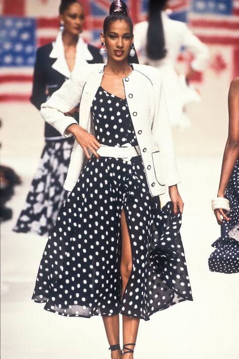 Emanuel Ungaro - Spring 1995 RTW Sonia Cole, Flo Jo, Vintage Runway, Tv Horror, Things To Do With Boys, Black Entertainment, Red Sonja, Emanuel Ungaro, 90 Day Fiance