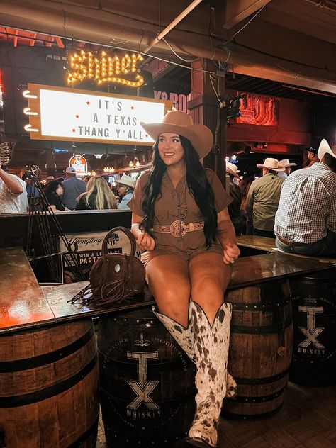 Cowhide Boots Outfit, Short With Boots Outfits, Nashville Women’s Outfits, Plus Size Cowgirl Outfits Party, Plus Size Cowboy Boots Outfit For Women, Brianna Purvis, Country Concert Outfit Amazon, Cowboy Outfit For Women, Red Cowboy Boots Outfit Concert