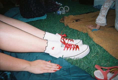 red, cherry, socks, converse, ribbon, laces, ribbon laces, aesthetic, aesthetic, cute, ootd, outfit of the day, lana del rey, ldr, matching, nails, press on, concert, looks, picnic Ribbon Converse, Laces Aesthetic, Converse With Ribbon Laces, Cherry Socks, Aesthetic Person, Ribbon Shoe Laces, Matching Nails, Converse Aesthetic, Cute Ootd