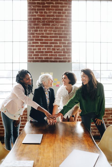 Happy successful women stacking hands | premium image by rawpixel.com / McKinsey #picture #photography #inspiration #photo #art #woman #businesswoman Women Meeting, Office Lifestyle, Women Community, Meeting Women, Diverse Women, People Holding Hands, Vision 2024, Success Pictures, Ig Girls