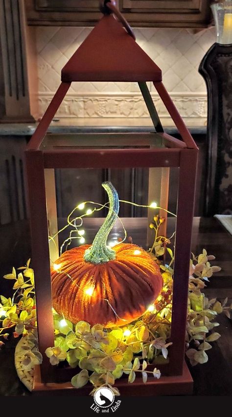 Country French Fall Decor, Fall Lantern Decor, Tablescapes Autumn, Fall Lanterns, Fall Lantern, November Crafts, Fall Decorating Ideas, Harvest Decor, Fall Table Centerpieces