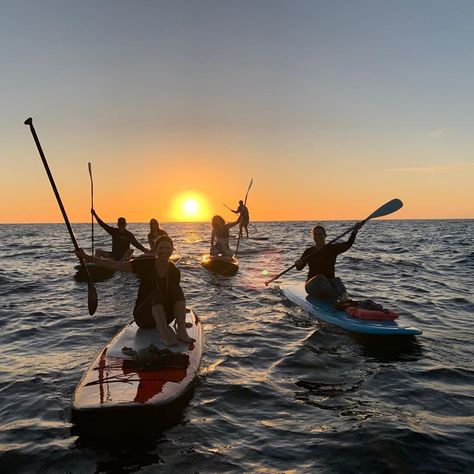 Paddle Boat Aesthetic, Paddleboarding Pictures, Paddle Boarding Pictures, Redondo Beach California, Weekend Night, Paddle Board Yoga, Paddle Surf, Stand Up Paddling, Sup Stand Up Paddle