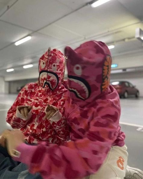 Bape Couples, Matching Bape Hoodies, Couple Aesthetic Outfits, Bape Shark Hoodie, Bape Jacket, Bape Outfits, Cute Sweatpants Outfit, Bape Shark, Bape Hoodie