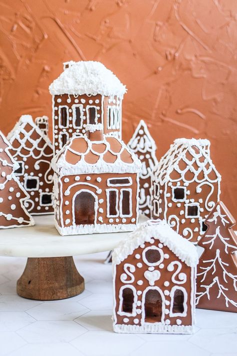 Gingerbread Paint Color, Diy Painted Gingerbread House, Fake Icing For Gingerbread House, Ceramic Gingerbread House Diy, Fake Gingerbread House Diy, Faux Gingerbread House Diy, Faux Gingerbread House, Diy Gingerbread Cookies, Gingerbread House Diy