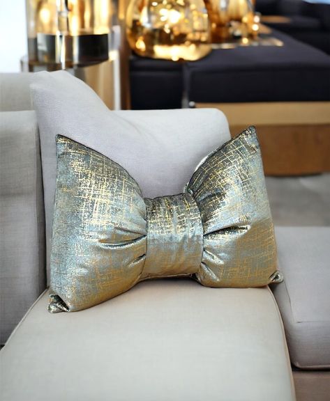 Leopard Pillow, Bow Pillow, Bow Pillows, Gold Bedroom, Contemporary Christmas, Decorative Bows, Gold Velvet, Velvet Pillow Covers, Velvet Material