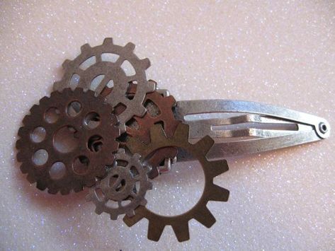 Steampunk Hair, Steampunk Hairstyles, Steampunk Party, Steampunk Halloween, Metal Hair Clip, Steampunk Crafts, Steam Punk Jewelry, Steampunk Wedding, Steampunk Gears