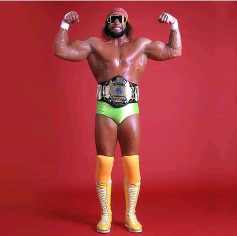 22 Me gusta, 0 comentarios - Randy Savage tribute page (@dropthatelbow) en Instagram: "Champ flex! Oooh Yeah! #machomanrandysavage #elbowdrop #ultimatewarrior #machoman #randysavage #wwf…" Randy Savage, Macho Man Randy Savage, Studio Photos, Ultimate Warrior, Wwe World, Macho Man, Wwe Champions, Shot Photo, Professional Wrestling