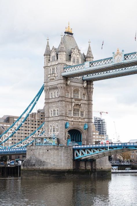 Historical suspension bridge over Thames river · Free Stock Photo Architecture Bridge, Thames River, British Culture, Stone Street, Bridge Building, River Bank, Suspension Bridge, River Thames, The Tower