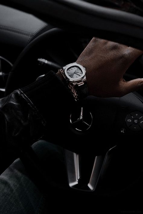 Men Luxury Lifestyle, Successful Man, Mens Luxury Lifestyle, Luxury Lifestyle Aesthetic, Gentleman Aesthetic, Trendy Watches, Successful Men, Fashion Suits For Men, Luxury Aesthetic