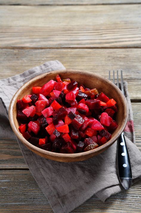 Roasted Beet Salad with Peanut Vinaigrette | The Bittman Project Pizza Spices, Roasted Beet Salad, Beet Greens, Colorful Salads, Beet Salad, Roasted Beets, Asian Flavors, Vegetable Salad, Rice Vinegar