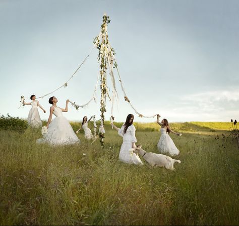 Maypole dancing I remember this as a cold We had a maypole party when my oldest was three so many many ribbons  and wear so many flowers for the pole So fun Portland Oregon, Vintage Clothing Boutique, Beltane, Wedding Gowns Vintage, Children Images, Vintage Bridal, Beauty Art, Wedding Dresses Vintage, Vintage Wedding