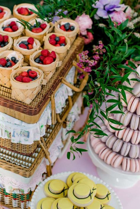 Wooden Picnic Basket, Framers Market, Parisian Birthday, Parisian Birthday Party, French Themed Parties, Paris Themed Birthday Party, Garden Party Recipes, French Party, Parisian Party