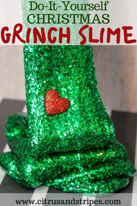 Christmas: Grinch Party Ideas & Grinch Desserts. He may be a mean one, but these Grinch party ideas are sure to put a smile on even that old Grinch's face.  If you are throwing a Christmas party this year...a Grinch party is the way to go!! #grinch #christmas #winter #holiday #baking #diy #crafts #parties #partyideas Diy Christmas Slime, Grinch Slime, Grinch Christmas Party, Grinch Party, Kids Christmas Party, Visiting Teaching, Christmas Grinch, Preschool Christmas, Grinch Christmas