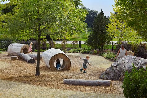 At the Chicago Botanic Garden, a New Space Helps Kids Deeply Engage With Nature - Metropolis Urban Playground, Learning And Growing, Chicago Botanic Garden, Children Park, Children's Garden, Children Learning, Natural Playground, Playground Design, Outdoor Classroom