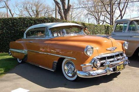 1953 Chevrolet Bel Air...Brought to you by House of #Insurance in #Eugene, #Oregon - Call for a #Quote on #car #Ins.: Pompe A Essence, Old Vintage Cars, Auto Retro, 1957 Chevrolet, Old School Cars, Chevy Bel Air, Eugene Oregon, Chevrolet Bel Air, Classy Cars