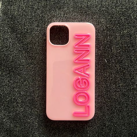 Brand New Baublebar Iphone 14 Phone Case! Two-Toned Pinks With Name “Logann”. Bubble Phone Case, Baublebar Phone Case, Bauble Bar Phone Case, Name Phone Case, Pink Phone Case, Wishlist 2024, Dream Bags, Roller Rabbit, Pink Phone Cases