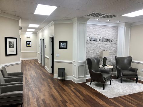 Office Remodel Ideas Business, Modern Insurance Office Design, Edward Jones Office Makeover, Business Office Foyer Ideas Entrance, Business Office Entryway Ideas, Edward Jones Office Ideas, Small Office Lobby Design Waiting Area, Office Remodel Business, Office Lobby Ideas