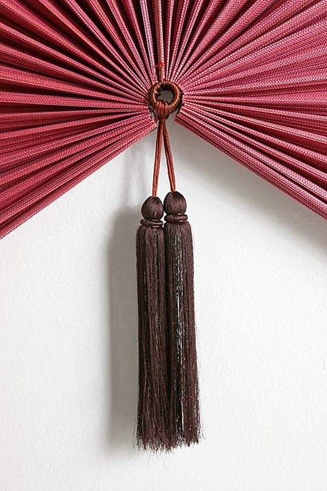 Whether you use it as a headboard, art piece or selfie spot, this oversized bamboo fan is a major standout. Fanned, accordion pleated construction folds for easy storage. Finished with triple tassel trim at center. Hanging hardware not included. Available exclusively at Urban Outfitters. Features Statement headboard from UO Home Oversized bamboo fan in an accordion pleat silhouette Finished with tassel trims Versatile - use it as a headboard, standout wall hanging or selfie spot UO exclusive Con Fan Headboard, Art Deco Apartment Decor, Unique Headboard Ideas, Art Deco Bedroom Decor, Statement Headboard, Cheap Headboard, Selfie Spot, Bamboo Headboard, Bed Fan