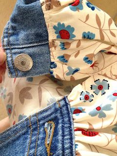 Upcycling, Upcycle Jeans Refashioning, Diy Overall Dress, Diy Overalls, Upcycle Denim Jeans, Denim Patchwork Dress, Making A Dress, Dress Upcycle, Diy Summer Clothes