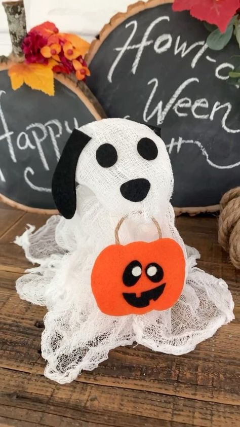 Dog Halloween Decorations, Cheesecloth Ghost, Dog Ghost, Ghost Diy, Dog Skeleton, Diy Halloween Wreath, Dollar Store Halloween, Ghost Dog, Halloween Crafts Decorations