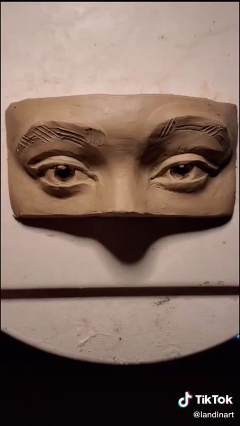 Ceramic Eyes Sculpture, Ceramic Masks Ideas Beautiful, Ape Anatomy, Clay Head Sculpture, Sculpted Eyes, Clay Face Sculpture, Eyes Sculpture, Bargue Drawing, Clay Mask Art