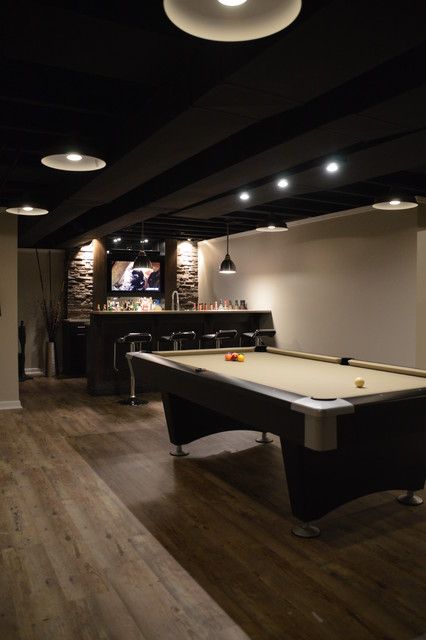 Basement Sports Bar Ideas, Dark Basement Ideas, Basement Aesthetic, Black Basement Ceiling, Finished Basement Bars, Basement Sports Bar, Modern Mansion Interior, Gray Basement, Basement Suite